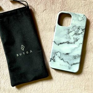 Burga iPhone 12 Pro case winter white